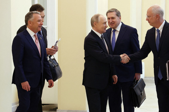 Как прошли &laquo;библиотечные&raquo; переговоры Путина с посланником Трампа. Главное - новостной портал st-piter.ru