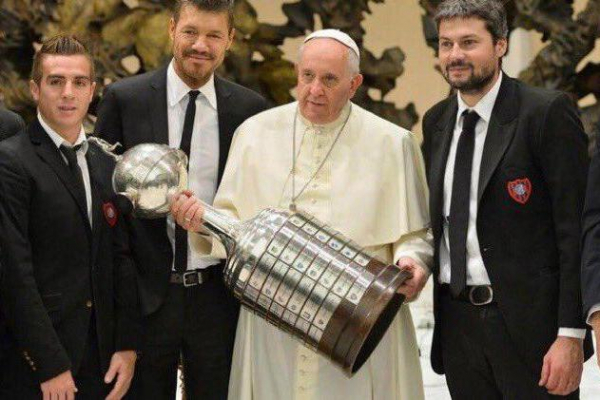 &laquo;Месси&nbsp;&mdash; бог футбола? Святотатство&raquo;. Каким болельщиком был папа Франциск - новостной портал st-piter.ru