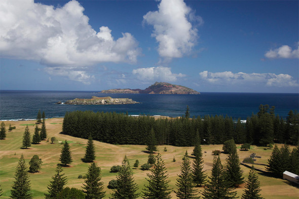 Необитаемые острова и &laquo;ад в раю&raquo;: кого Трамп счел торговыми конкурентами - новостной портал st-piter.ru