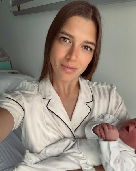 Чемпионка мира по художественной гимнастике Солдатова родила второго сына - новостной портал st-piter.ru