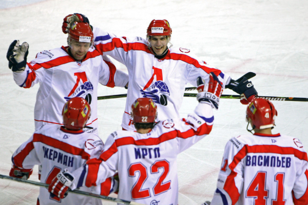 Гибель команды и неудачи в финалах. Как &laquo;Локомотив&raquo; шел к Кубку Гагарина - новостной портал st-piter.ru