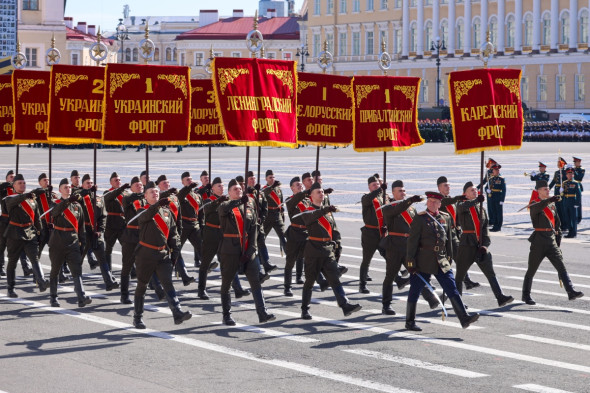 Как отметили День Победы в Петербурге. Фото - новостной портал st-piter.ru