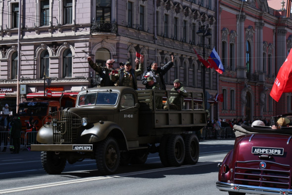 Как отметили День Победы в Петербурге. Фото - новостной портал st-piter.ru