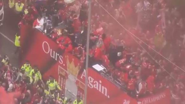 Как прошел чемпионский парад &laquo;Ливерпуля&raquo;, завершившийся трагедией - новостной портал st-piter.ru