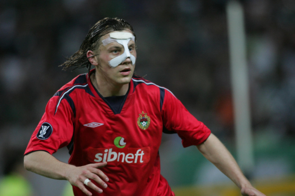 Клуб из России 20 лет назад впервые взял еврокубок. Как это было - новостной портал st-piter.ru