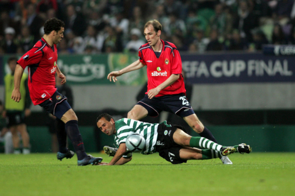 Клуб из России 20 лет назад впервые взял еврокубок. Как это было - новостной портал st-piter.ru