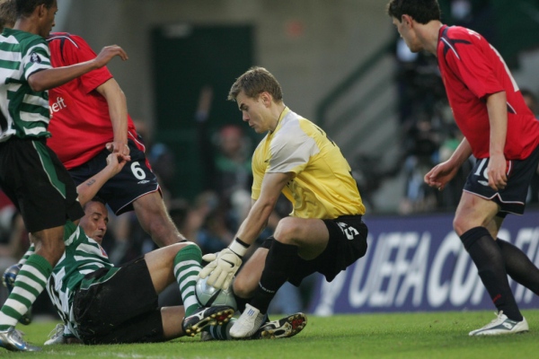 Клуб из России 20 лет назад впервые взял еврокубок. Как это было - новостной портал st-piter.ru