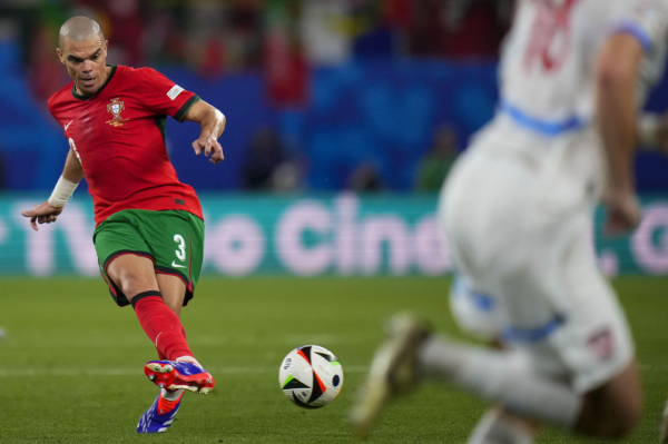 От плевков до укуса уха. В какие скандалы попадали известные спортсмены - новостной портал st-piter.ru