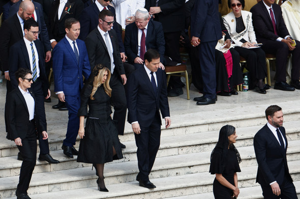 В Минкультуры объяснили, почему Любимовой не было на инаугурации Льва XIV - новостной портал st-piter.ru