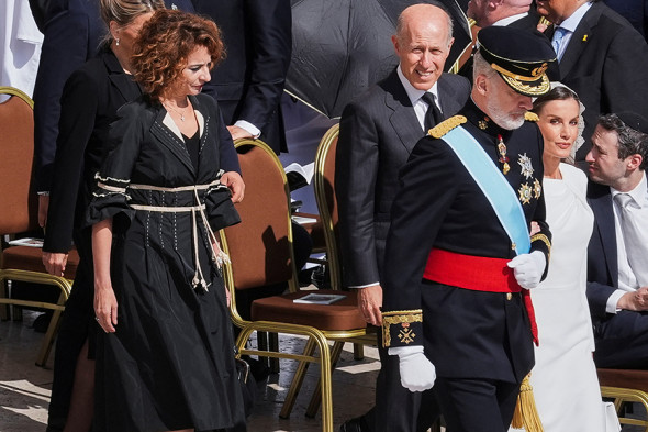 В Минкультуры объяснили, почему Любимовой не было на инаугурации Льва XIV - новостной портал st-piter.ru