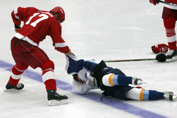 &laquo;Мафиози&raquo;, драки, девочки. Чем запомнился самый самобытный клуб КХЛ - новостной портал st-piter.ru