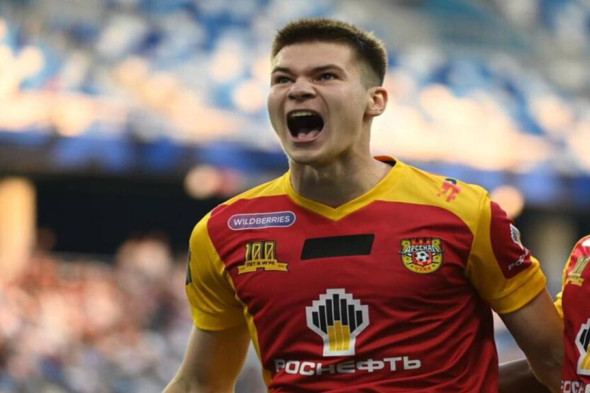 Клубы РПЛ потратили более &euro;65 млн на трансферы перед новым сезоном - новостной портал st-piter.ru