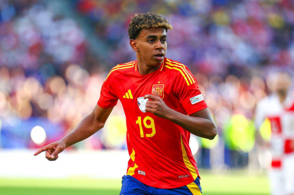 Король схватился за голову. Какие рекорды побил Ламин Ямаль до 18 лет - новостной портал st-piter.ru