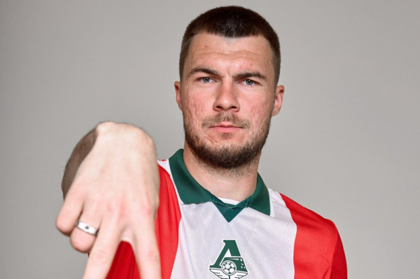 Самые громкие трансферы российского футбола в межсезонье - новостной портал st-piter.ru