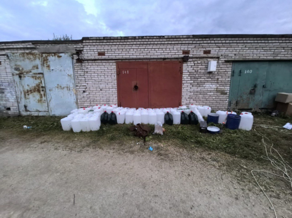 Полиция Петербурга нашла крупную нарколабораторию в гаражном кооперативе - новостной портал st-piter.ru