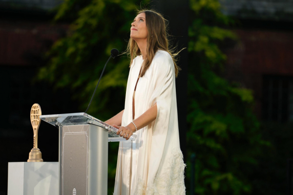 Вражде конец? Как Серена Уильямс ввела Шарапову в Зал теннисной славы - новостной портал st-piter.ru