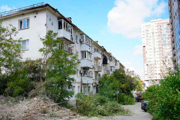 Глава Новороссийска показал фото работ по ликвидации ущерба от атак БПЛА - новостной портал st-piter.ru