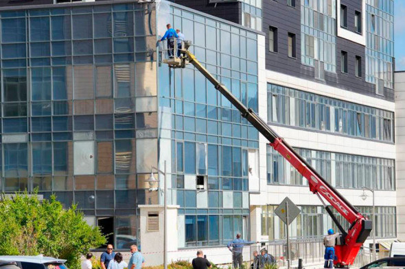 Глава Новороссийска показал фото работ по ликвидации ущерба от атак БПЛА - новостной портал st-piter.ru