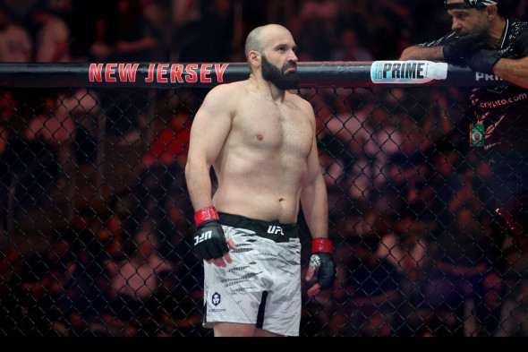 Кто из россиян является фаворитом на турнире UFC 321 - новостной портал st-piter.ru