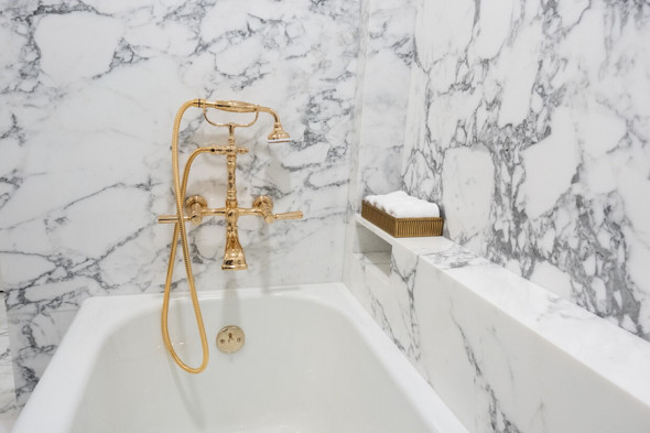 Трамп показал результат ремонта в ванной времен Линкольна - новостной портал st-piter.ru