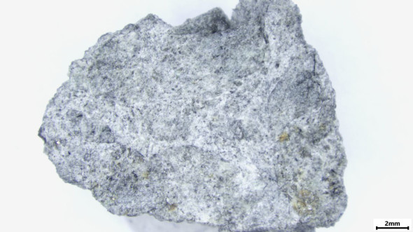 Обломок зеленого метеорита, который видели над Москвой. Видео - новостной портал st-piter.ru