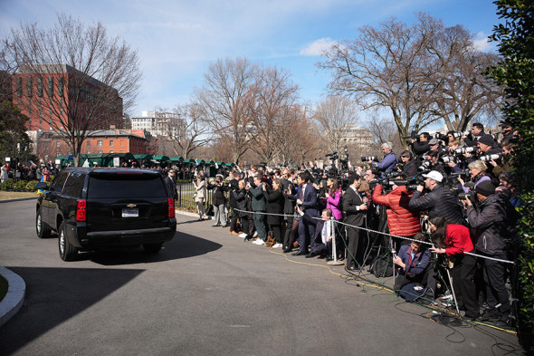 Politico узнало, что Зеленский не оправился после ссоры с Трампом - новостной портал st-piter.ru