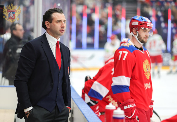 Сигал в раздевалке. Чем запомнился первый Кубок &laquo;Первого канала&raquo; в Сибири - новостной портал st-piter.ru