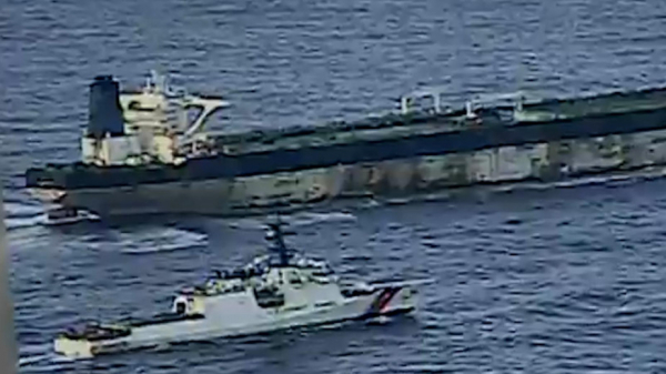 Медведев усомнился в адекватности защиты танкера Marinera флагом России - новостной портал st-piter.ru