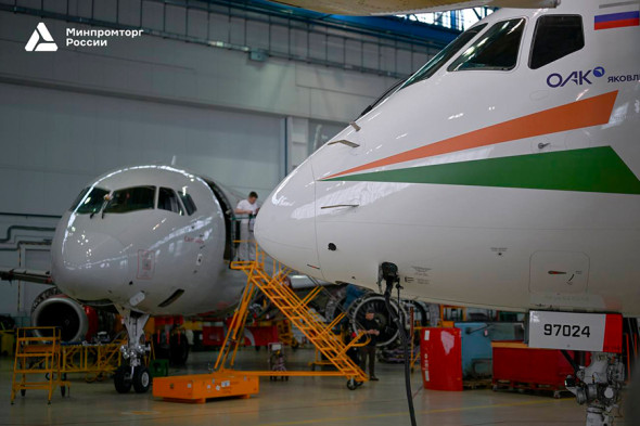 Минпромторг показал новый интерьер импортозамещенного SJ100 - новостной портал st-piter.ru