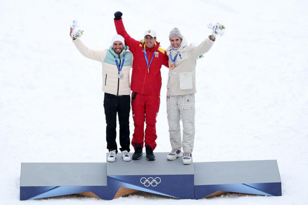 Как Россия завоевала первую медаль Олимпиады-2026. Фоторепортаж - новостной портал st-piter.ru