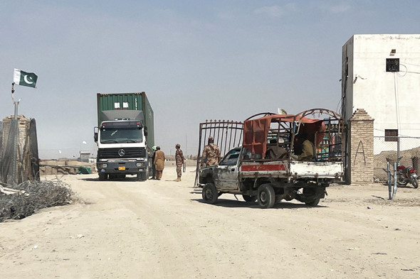 &laquo;Открытая война&raquo; Пакистана и Афганистана. Фотогалерея - новостной портал st-piter.ru