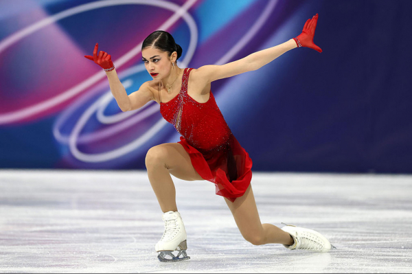 Петросян упала и лишилась медали на Олимпиаде-2026. Видео выступления - новостной портал st-piter.ru