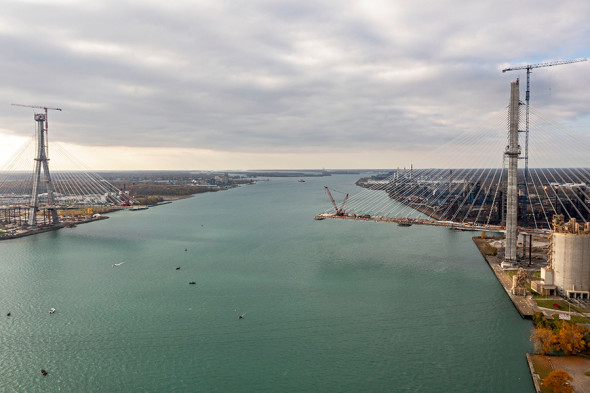 Трамп пригрозил сорвать открытие моста из Канады. Что известно о проекте - новостной портал st-piter.ru